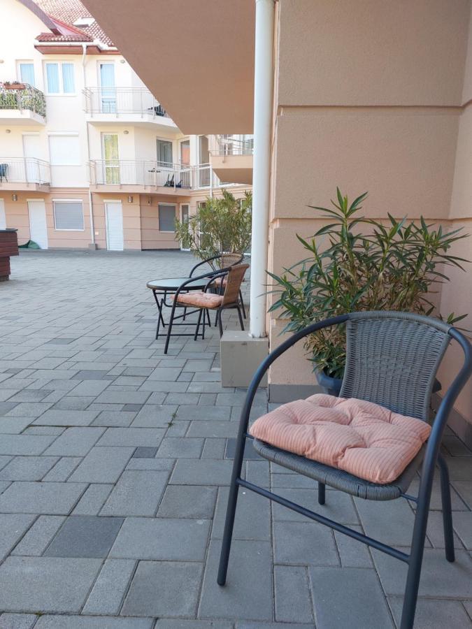 Myrelax Apartment - Hajdúszoboszló Extérieur photo