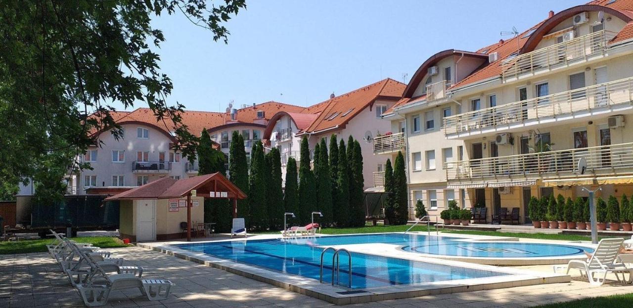 Myrelax Apartment - Hajdúszoboszló Extérieur photo